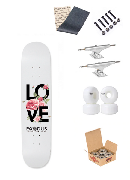 LOVE Complete Skateboard